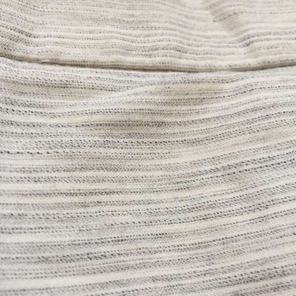 GAP Light Grey Finely Striped A-line Skirt, Size 2 - Picture 3 of 6